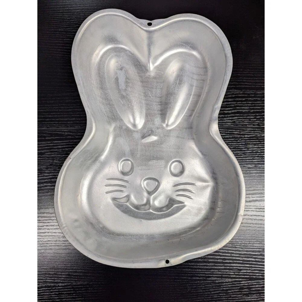 Wilton Bunny Rabbit Cake Pan Easter‎ Holiday 2105-2074 Baking